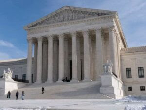 Supreme Court hears arguments on campaign finance law