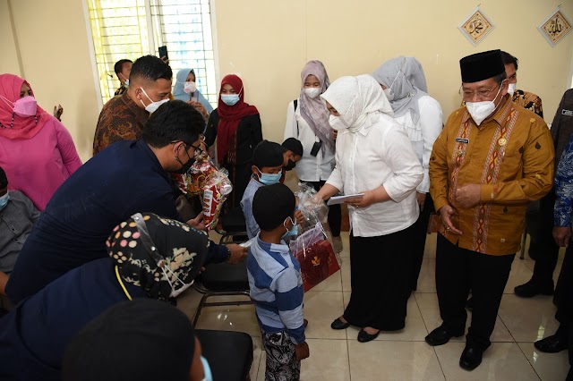  Nawal Lubis Berikan Bantuan untuk Anak Panti Asuhan di Padangsidimpuan