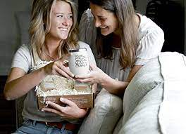  Best Friend Birthday Gifts for Women - Friend Gifts for Women