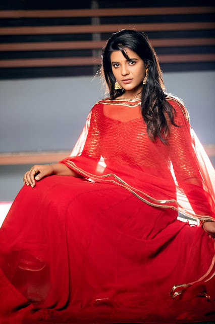 Desi Beauty Aishwarya Rajesh in Red hot outfit for JFW Awards