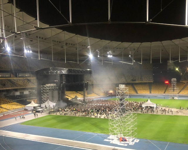 Padang SNBJ Dijaga Rapi Selepas Konsert Billie Eilish
