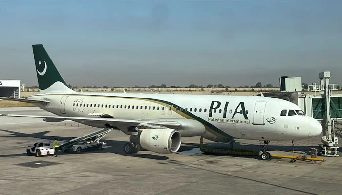 PIA announces 30% reduction in fares for Jeddah and Madinah