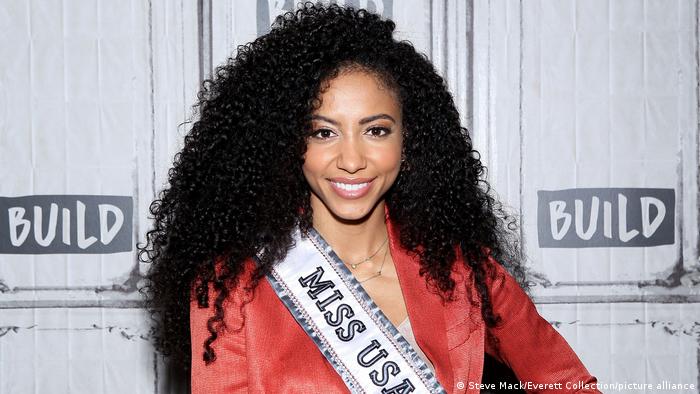 https://www.notasrosas.com/Miss Estados Unidos 2019 Cheslie Kryst, publicó premonitorio mensaje en su cuenta de Instagram, horas antes del suicidio