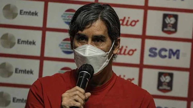 Arema FC, Bali United, Liga 1, Joko Susilo, Dedik Setiawan, Lapangan PTIK Jakarta, taktik, strategi, kedalaman skuat, kemenangan, rekor buruk, tim papan atas, pertandingan tunda, Singo Edan,