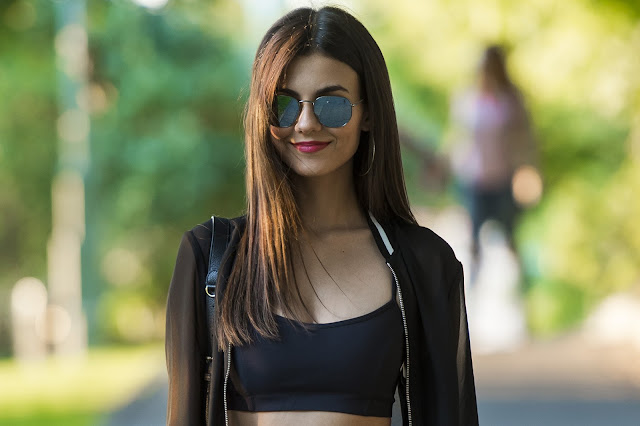Actress Victoria Justice Contact Address-Phone Number, Email Id, Website, Social Profiles