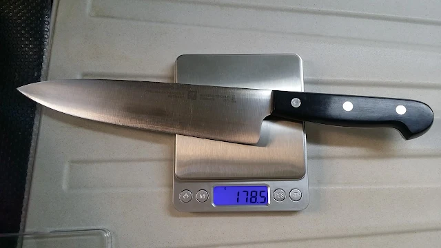 孖人牌廚師刀 重量 178.5 克