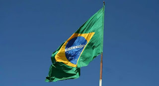 Estudo aponta que brasileiro confia pouco nas pessoas e isso freia avanços