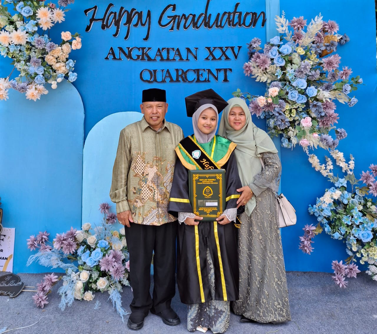 Fathia Annoera, Putri Dr. Ibrahim Qamarius Diwisuda Sebagai Hafidzah Al-Quran 30 Juz 