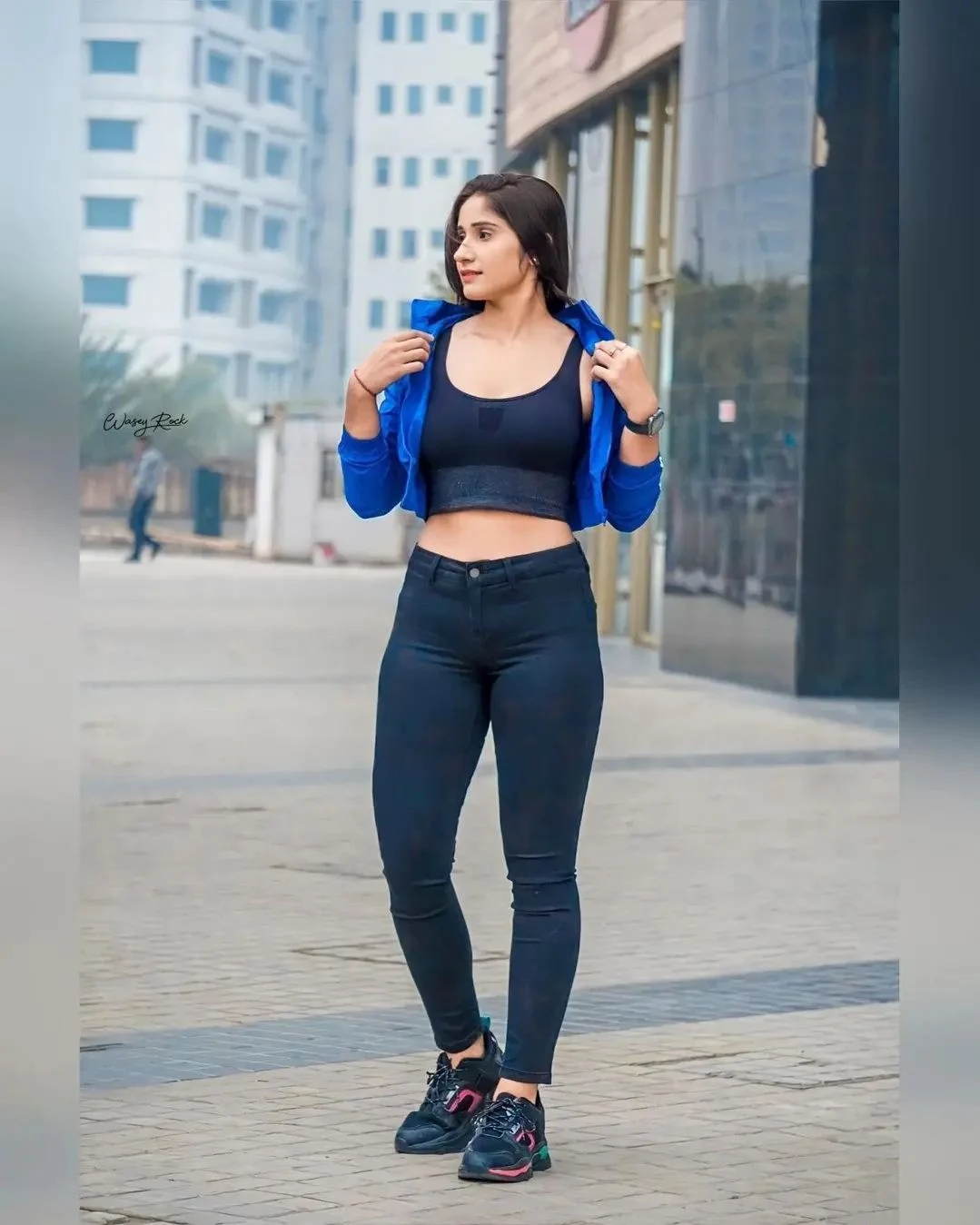 Priyanka Drall hot and sexy Thighs and Butt | Fitness Model Priyanka Drall hot Gym Workout