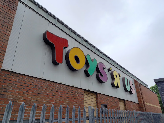 Toys R Us in Norwich