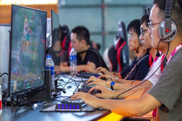 تقارير: الصين توقفت عن إقرار أي ألعاب إلكترونية جديدة!