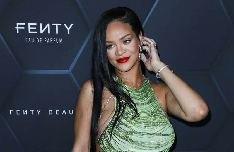 Rihanna to launch lingerie firm on the stock market