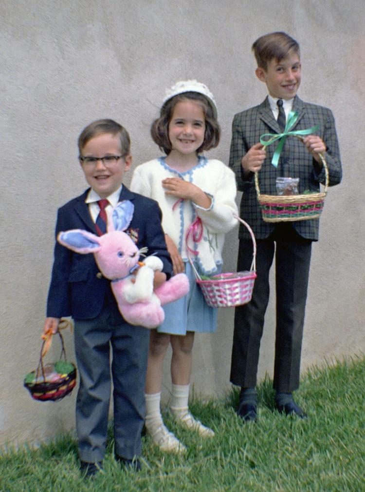 A Vintage Nerd, Retro Lifestyle Blog, Vintage Blog, Vintage Easter Photos