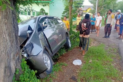 Sopir Ngantuk,Inova Tabrak Pohon Asam Di Sumenep,6 Orang Luka