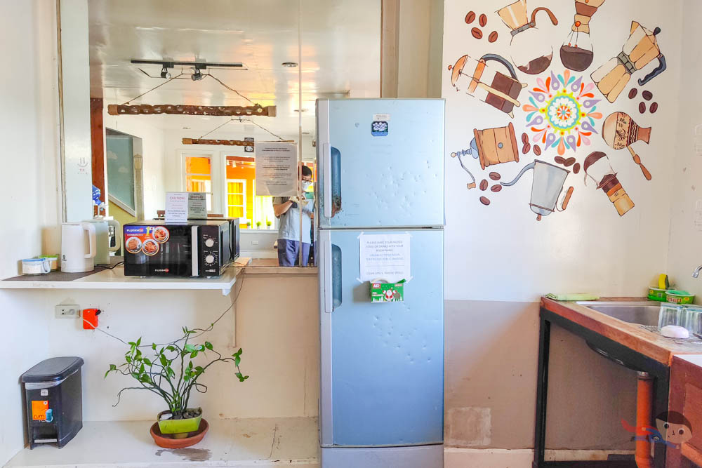 Refrigerator and microwave oven in Old Orangewood, Baguio