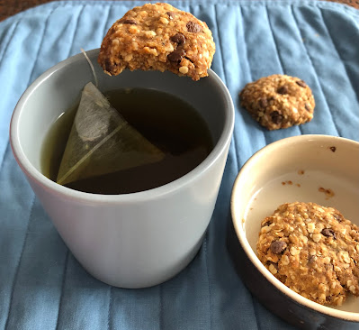 Biscuits croquants végétaliens à l'avoine et au chocolat (sans gluten)