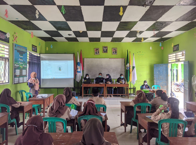 Pelatihan PMR Madya SMP Negeri 44 Kabupaten Tebo