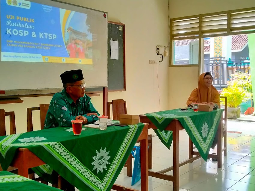 Uji Publik Kurikulum KOSP dan KTSP SMP Muhammadiyah 1 Bambanglipuro