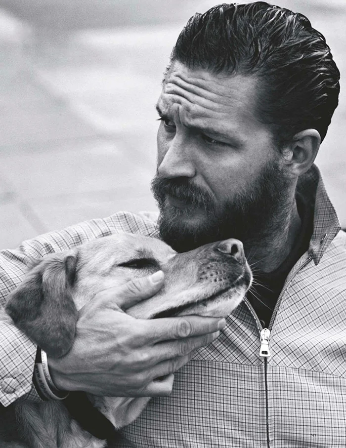 Heartwarming Photos Of Tom Hardy With Puppies Are Going Viral, And They’ll Melt Your Heart