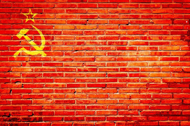 Soviet Union flag on brick wall