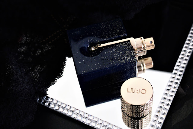 liu jo milano, liu jo milano avis, parfum liu jo milano, liu jo, parfum liu jo, parfum liu jo femme, nouveau parfum femme, parfum gourmand, parfum femme, parfum mixte, perfume review, perfume, fragrance, parfum pour femme, parfumerie féminine, blog sur les parfums, revue parfums, avis parfum, blog sur le parfum, perfume blogger