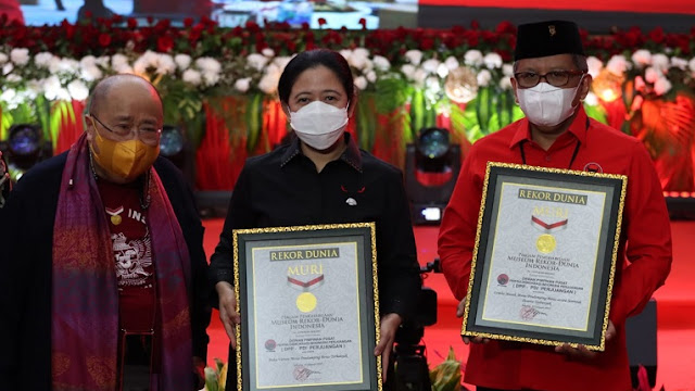PDI Perjuangan (PDIP) meraih dua penghargaan dari Museum Rekor Dunia Indonesia,  Jaya Suprana: Dua Rekor yang Dahsyat Sekali