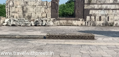 अशर्फी महल मांडू - Asharfi Mahal Mandu