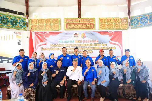 Pelantikan dan Pengukuhan PWI dan IKWI Kota Solok Periode 2023-2026 Dihadiri Orang Nomor Satu Kota Solok
