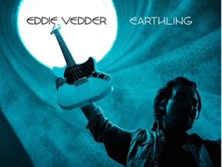 Eddie Vedder apareceu cercado de amigos e ídolos no novo álbum “Earthling”