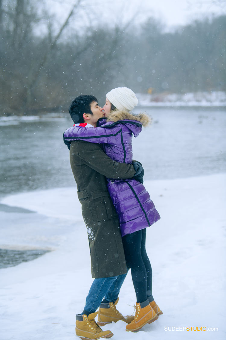 Ann Arbor Winter Snow Engagement Pictures in Arboretum Nature by SudeepStudio.com Ann Arbor Wedding Photographer