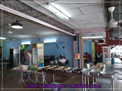 lauk tengahari Restoran Mak Bedah, Padang Besar