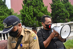 Tim Sosialisasi Satgas Covid-19 Kota Tebingtinggi Turun ke Lapangan Melakukan Vaksinasi Bagi Lansia