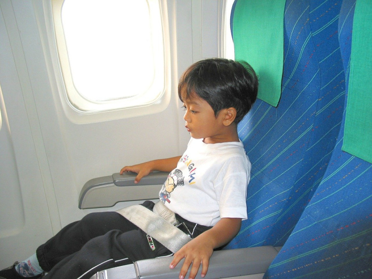 child on plane