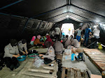 Ratusan rumah di Pakuhaji terendam banjir, Polres Metro Tangerang bangun dapur umum