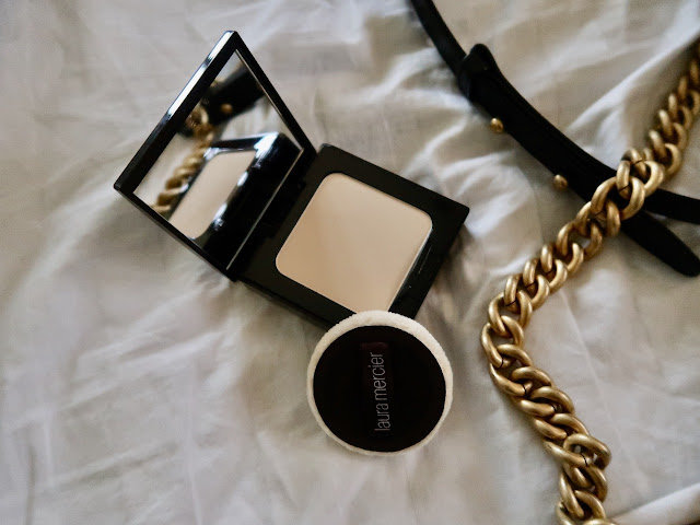 Laura Mercier Translucent Pressed Powder Review: Great powder under face masks morena filipina beauty blog