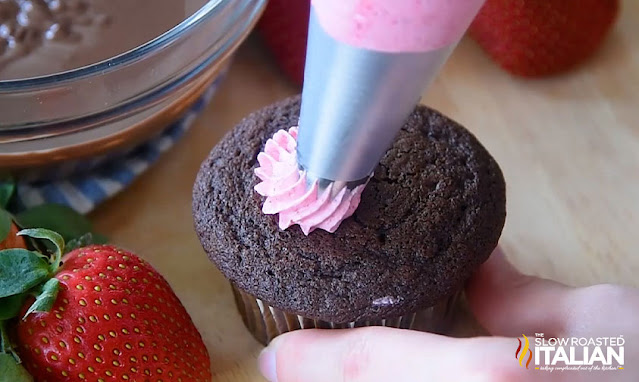 frosting chocolate covered strawberry cupcakes
