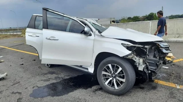 Mobil Ringsek Parah, Vanessa Angel, Suami dan Anaknya Dikabarkan Meninggal Kecelakaan