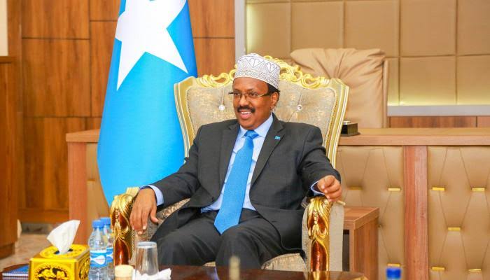 Farmajo began a new plan to extend his rule.