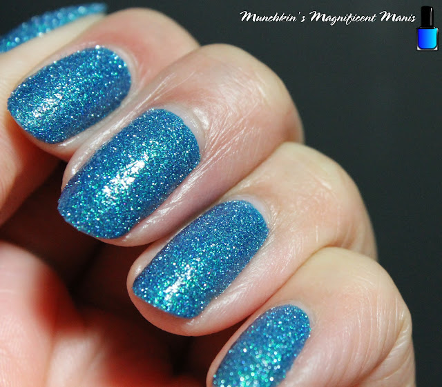 KBShimmer- Lounging Around- Reflective