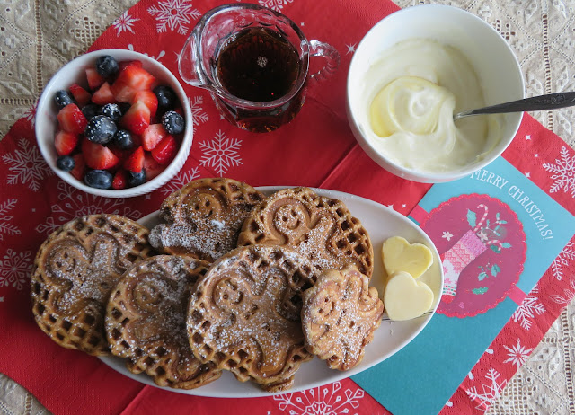 Gingerbread Waffles with Lemon Cream