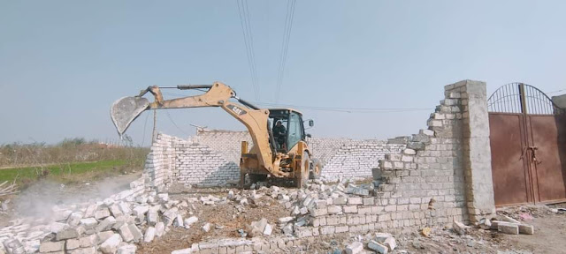 محافظ الفيوم: إزالة 806 حالة تعدٍ بالزراعة والبناء على أراضي أملاك الدولة