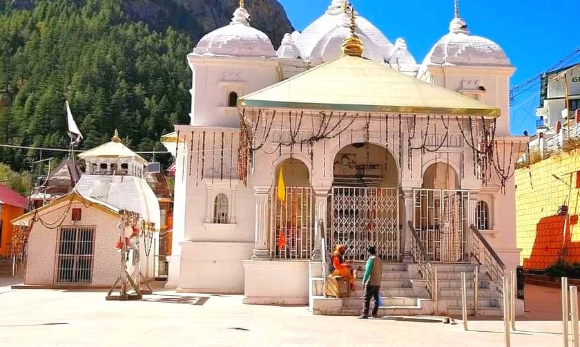 how to reach gangotri from dehradun rishikesh in hindi