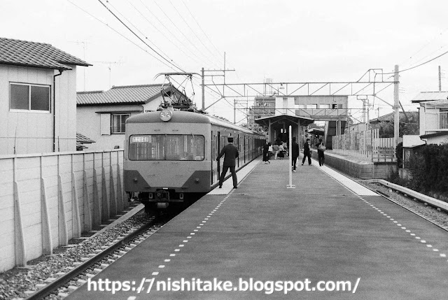 狭山線運用の551系551F。　下山口　1982.4.30