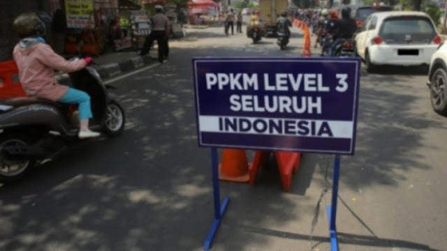 Beda dengan Jokowi, Anies Pastikan Jakarta Resmi Berlakukan PPKM Level 3 Selama Nataru