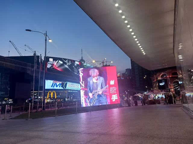 fans support ad, malaysia led billboard, malaysia digital billboard, kl digital billboard, kl led billboard, kuala lumpur digital billboard,