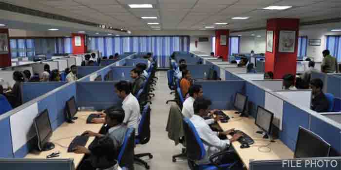 News, National, New Delhi, Report, Job, Business, Country, Brazil, Russia, India, China, IT Companies, IT Companies To Hire More Freshers As Attrition Rate Highest In 20 Years.