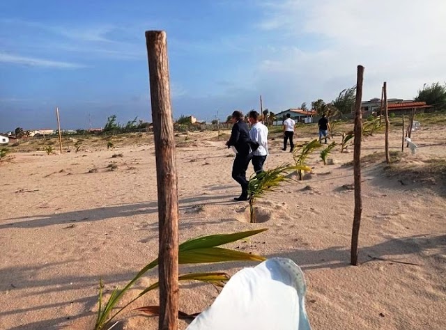 Orgãos fiscalizam construções irregulares na Praia do Barro Preto, em Luís Correia