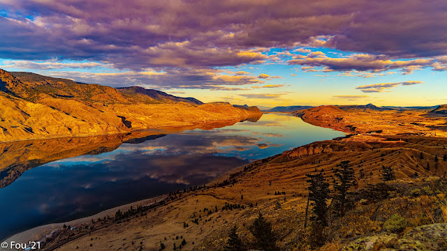 Wallpaper River sunset clouds reflection