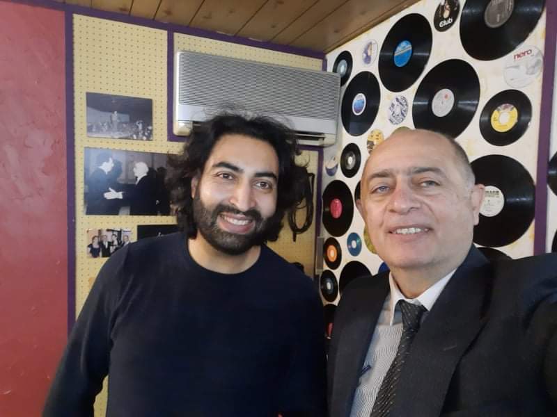 الفنان اللبناني جورج رفاييل يعيد الزمن الجميل مع المايسترو عبدو منذر