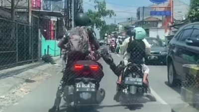 TNI Kantongi Identitas Prajurit yang Tendang Motor Ibu-ibu di Bekasi